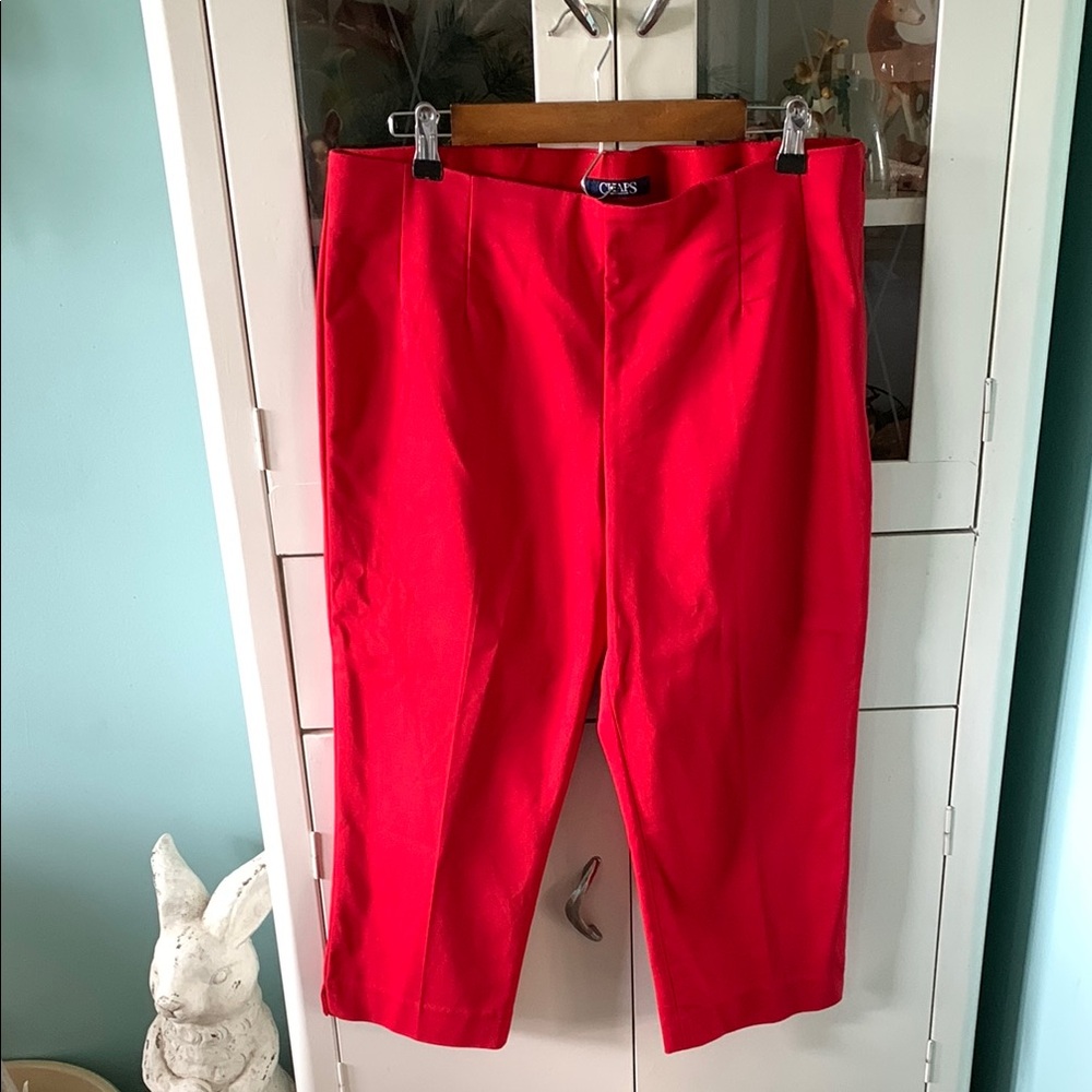 Chaps sz 14 Chic Red Capri Pants euc